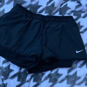 Nike shorts small (women)